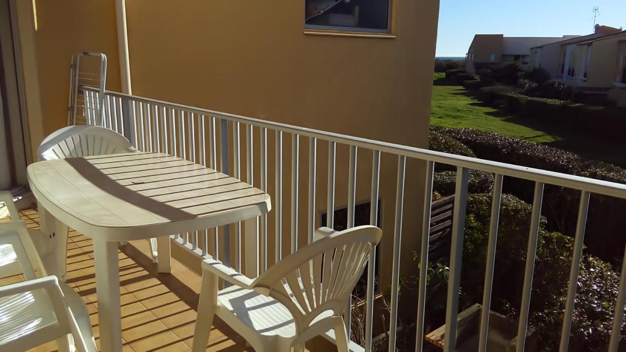 Capao Appartement Climatise Grande Terrasse Place Parking & Piscine Agde Kültér fotó